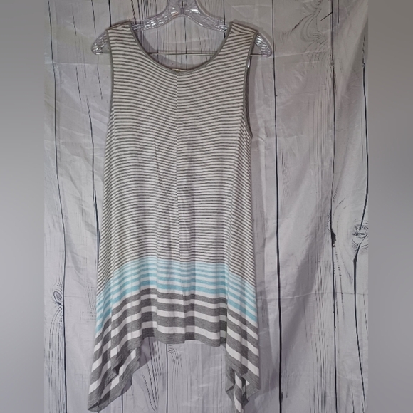 Max Studio Striped Sleeveless Top - Gray and Blue - Picture 2 of 11